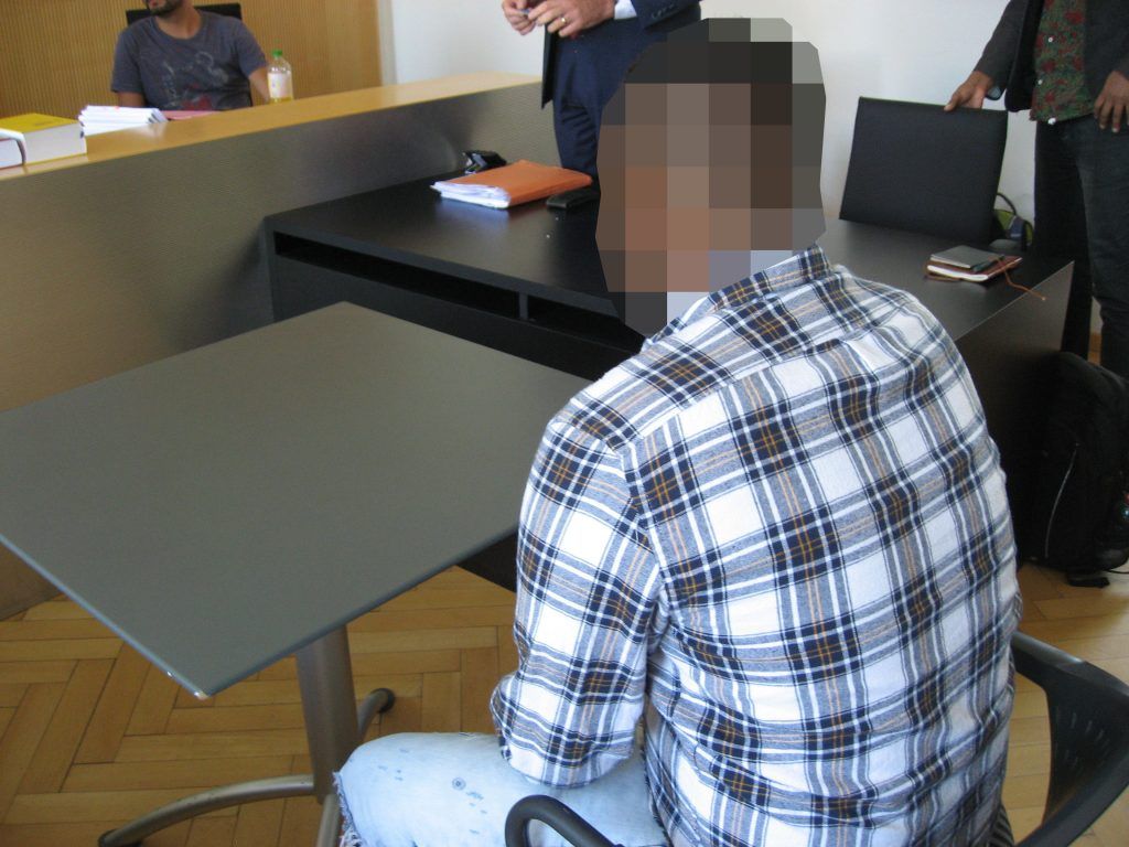 Gericht: drei Jahre Haft für Schlepper und Drogendealer