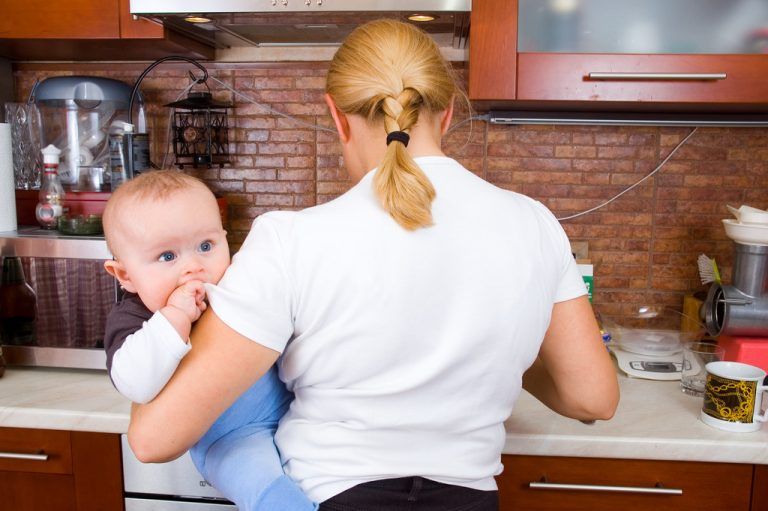 Absetzbeträge wie der Alleinverdienerabsetzbetrag begünstigen, dass die Frau nicht arbeiten geht.