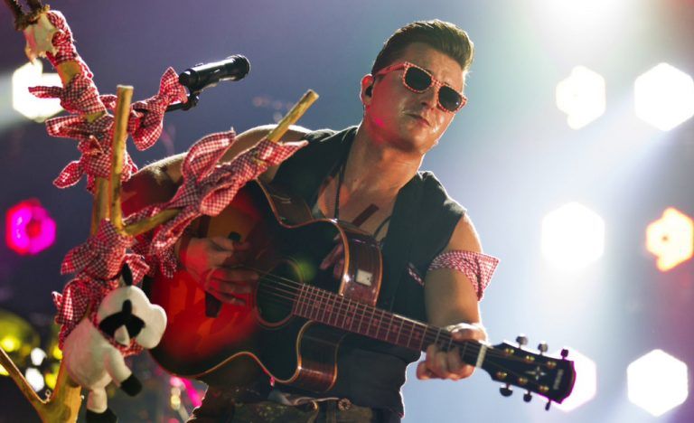 Andreas Gabalier LiveEinen unvergesslichen Saisonausklang versprich das Open Air von Andreas Gabalier in der Silvretta Montafon am 8. April. Der Volks-Rock ’n’ Roller wird dem Publikum dabei ordentlich einheizen.