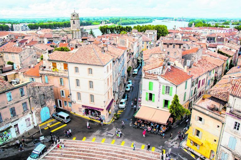 Arles ist die drittgrößte Stadt des Departments Bouches du Rhône.