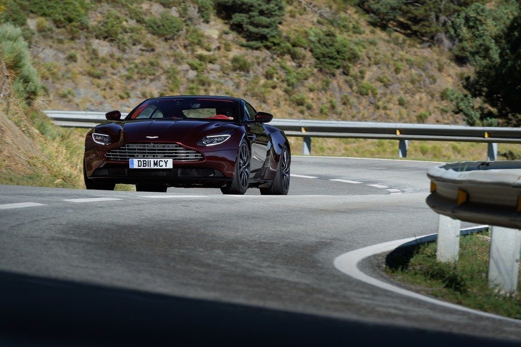 Autonews der Woche Kooperation bei E-Mobilität / Rundenrekord auf Nordschleife / AMG-Aggregat für Aston Martin DB11