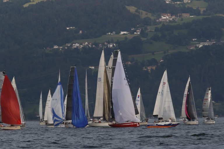 Auf dem Bodensee gibt es noch Platz für Boote, in den Vorarlberger Häfen nicht mehr. Foto: VN/Paulitsch