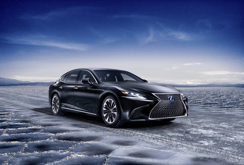 Lexus-Flaggschiff ganz auf Effizienz getrimmt
