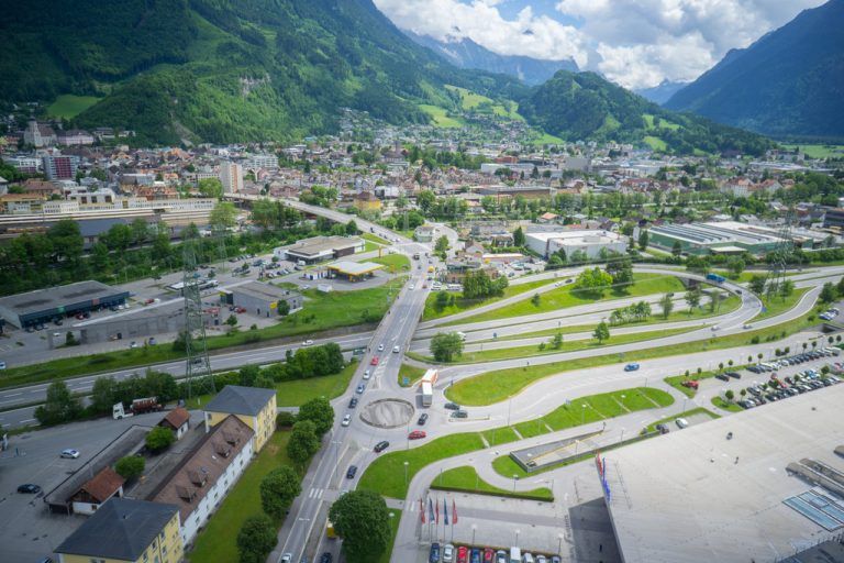 Das Bundesland Vorarlberg profitiert auch von einer sich aufhellenden Weltkonjunktur. Foto: VN/Hartinger