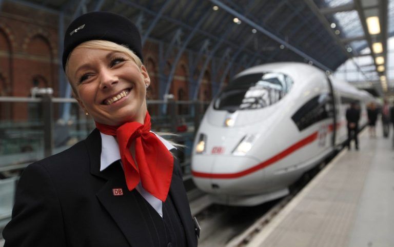 Das Fahren mit dem ICE wird noch attraktiver. Foto: Reuters
