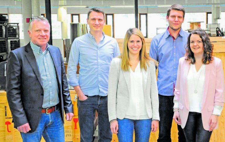 Das Innovation Lab: (v. l.) Geschäftsführer Gerhard Günther, Thomas Zangerle, Valerie Bernhard, Marvin Mall und Nadine Mayer. Foto: illwerke vkw