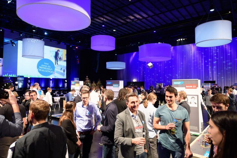 Das Netzwerken kam im Bregenzer Festspielhaus nicht zu kurz. 