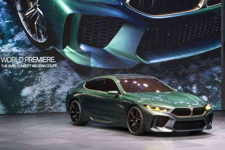 Das SUV-Coupé X4 feirert in Genf Weltpremiere.