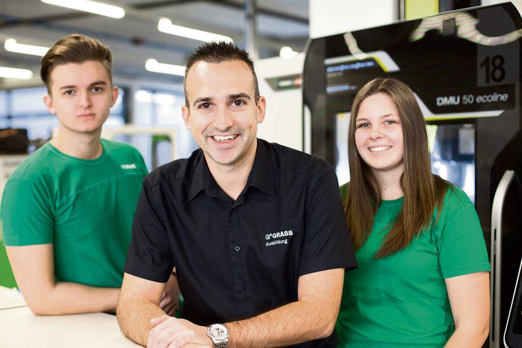 Gute Ausbildung bei GRASS: Techniker starten Karriere in einem hochmodernen Umfeld.