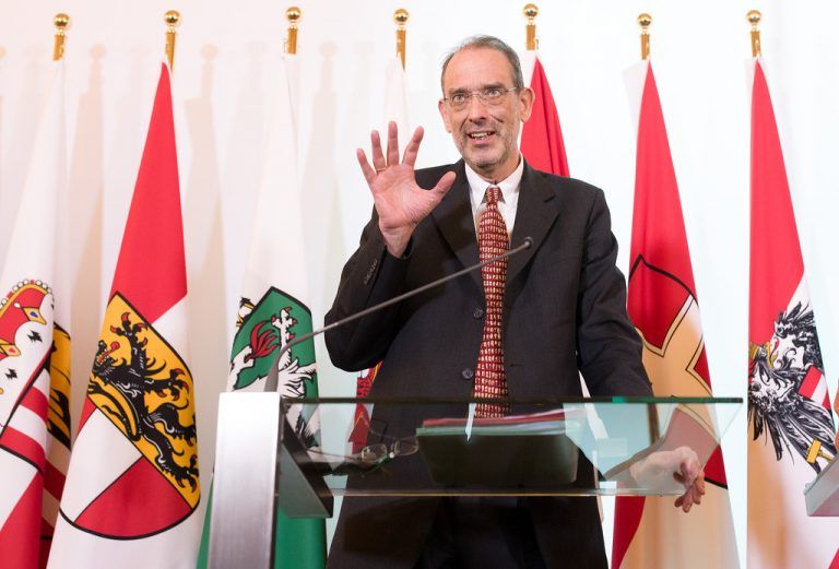 Der Bildungsminister will von dem Begriff „Ghettoklassen“ nichts wissen. Bezüglich der Finanzierung seiner Pläne hüllt er sich noch in Schweigen.APA