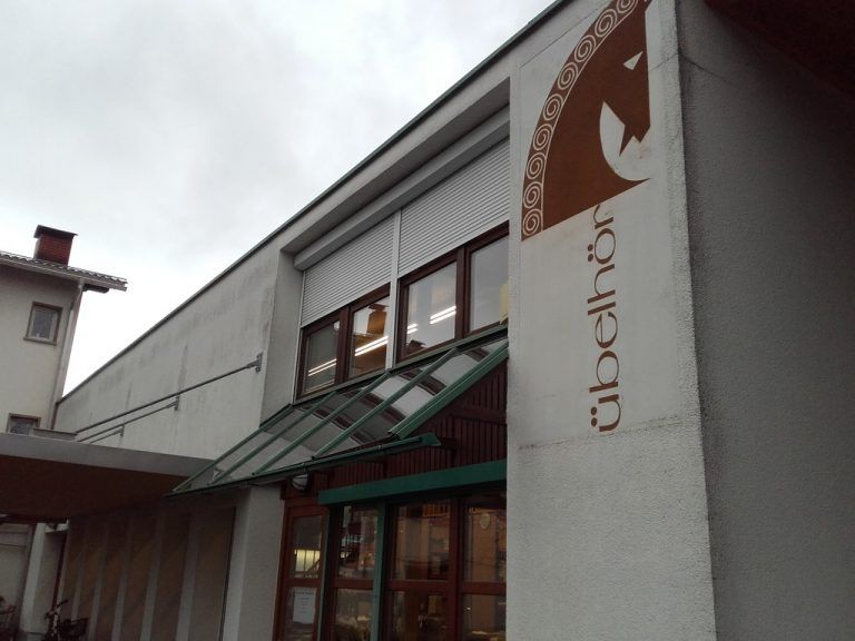 Der Textilproduzent Übelhör erweitert das Gebäude und erneuert den Maschinenpark um rund 1,5 Millionen Euro.WPA