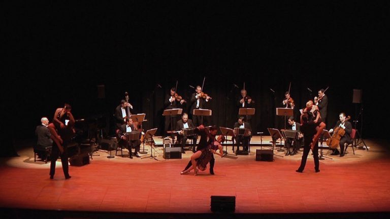 Die Absicht des Orchesters BAND-O-NEON ist vor allem die, Tangos in allen Perioden in ihren ursprünglichen Formen aufzuführen.
              foto: BAND-O-NEON