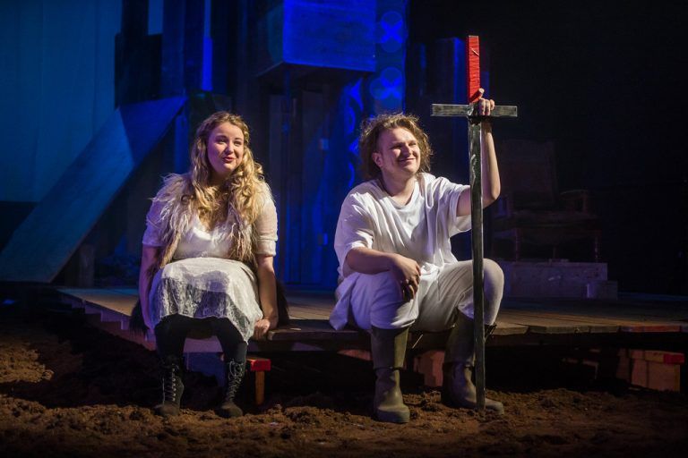 Die bekannte Figur des Parzival wird in die Gegenwart geholt. foto: vn / steurer