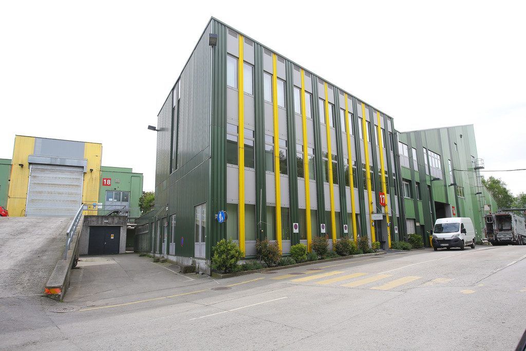 Loacker hält jetzt 100 Prozent an Häusle