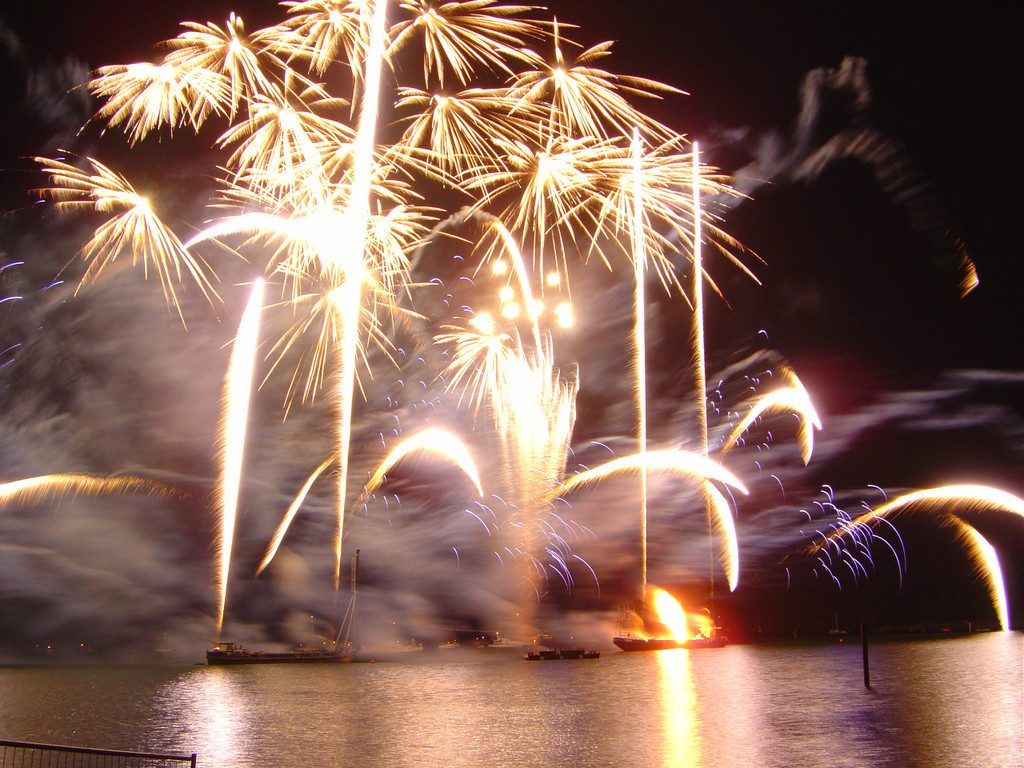 Sommernachtsfest mit Feuerwerk
