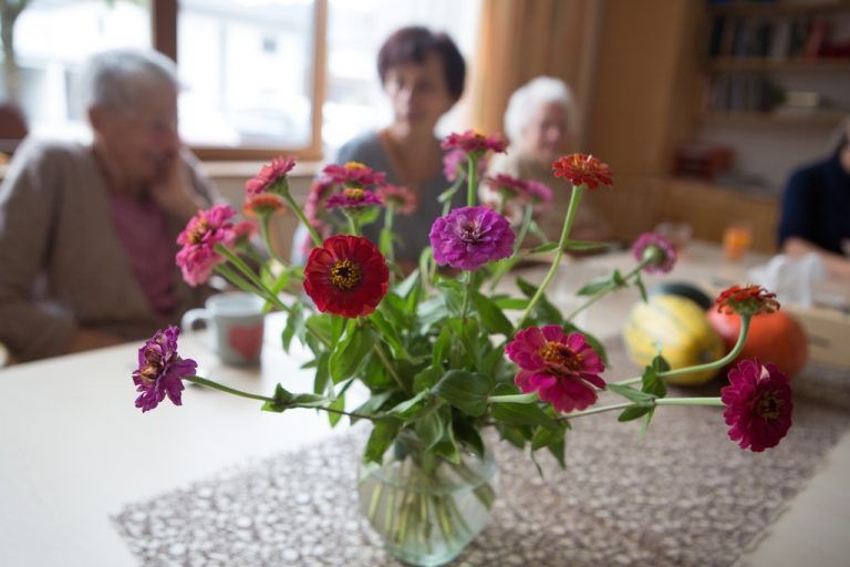 Die Pflege umfasst sehr viele Facetten. Foto: vn/hartinger