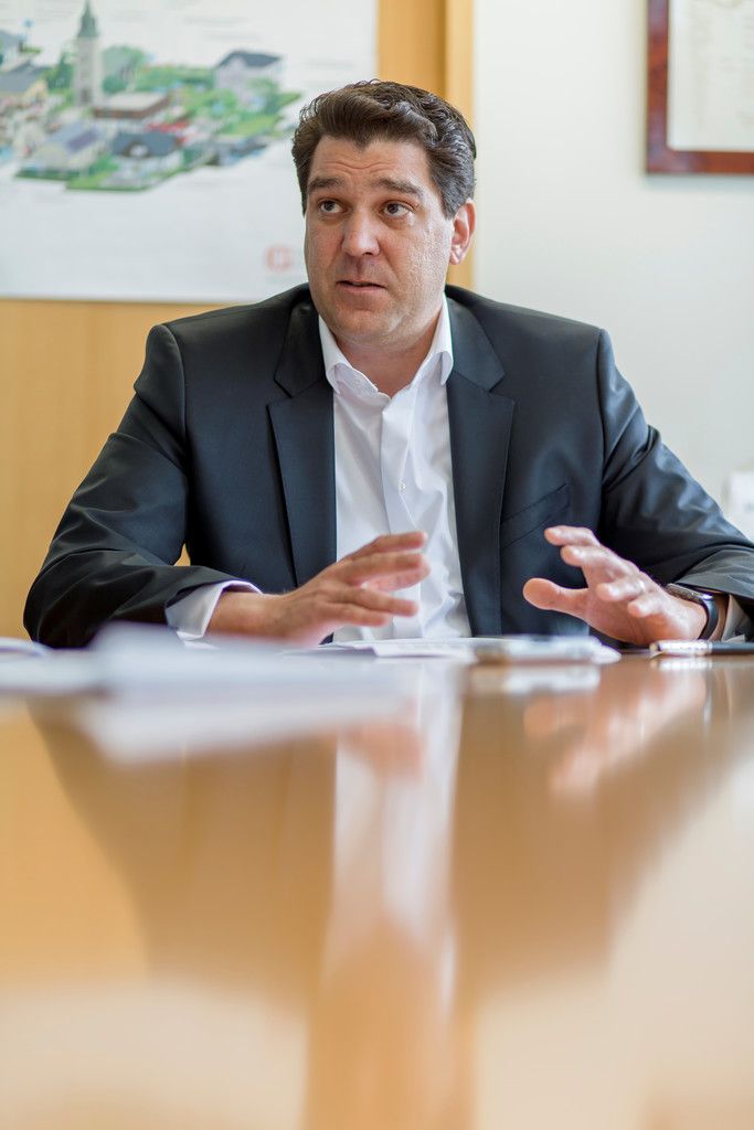 Die Studie und die Empfehlungen der CIMA werden gerade geprüft und werden dann im Gemeindeverband diskutiert. Gegebenfalls werden wir dann Empfehlungen für verschiedene Maßnahmen aussprechen.
              Bgm. Harald Köhlmeier, Präsident Gemeindeverband