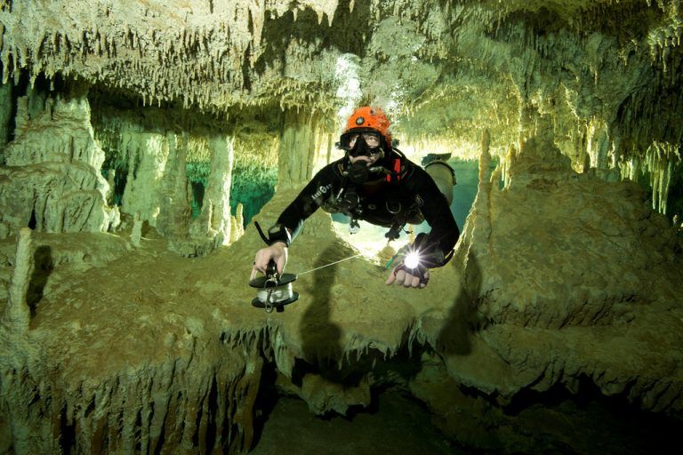 Die Unterwasserhöhle ist mit knapp 350 Kilometern die längste der Welt. Rts