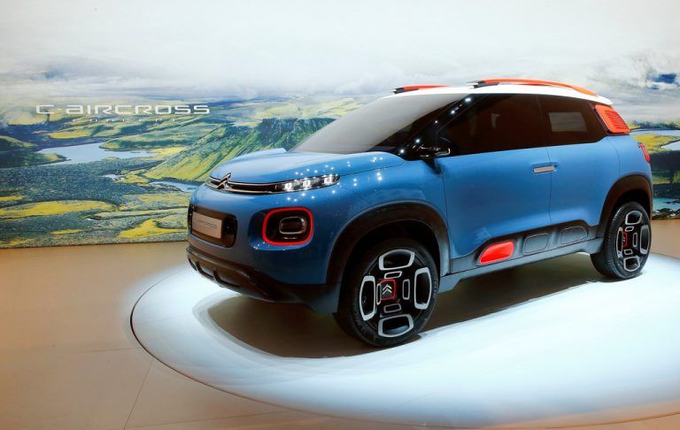 Die Zukunft im VisierIn Genf gibt Citroën mit dem C-Aircross Concept einen Ausblick auf ein kleines SUV, das vermutlich auf 4x4 verzichtet und auf „Grip Control“ setzt. Allrad ist dennoch ein Thema der Franzosen, wie eine weitere Studie (SpaceTourer 4x4 Ë Concept) zeigt.