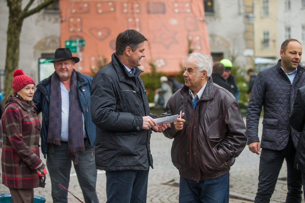 FPÖ und Grüne mobilisieren sechs Tage vor der Wahl noch einmal alle Kräfte.
