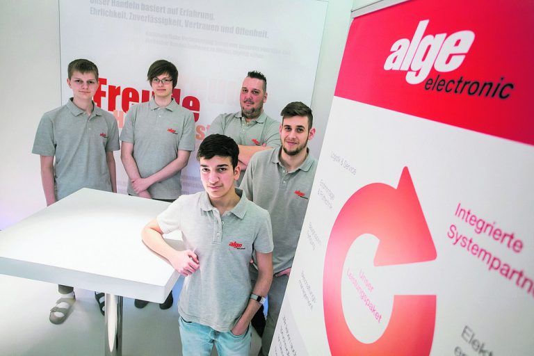 Dominik Sprung: „Wir spüren, dass unsere Lehrlinge bei uns das Miteinander und den familiären Umgang schätzen; bei einer umfassenden und fundierten Ausbildung ein klarer Vorteil, den wir als Familienunternehmen bieten.“  foto: vn/steurer