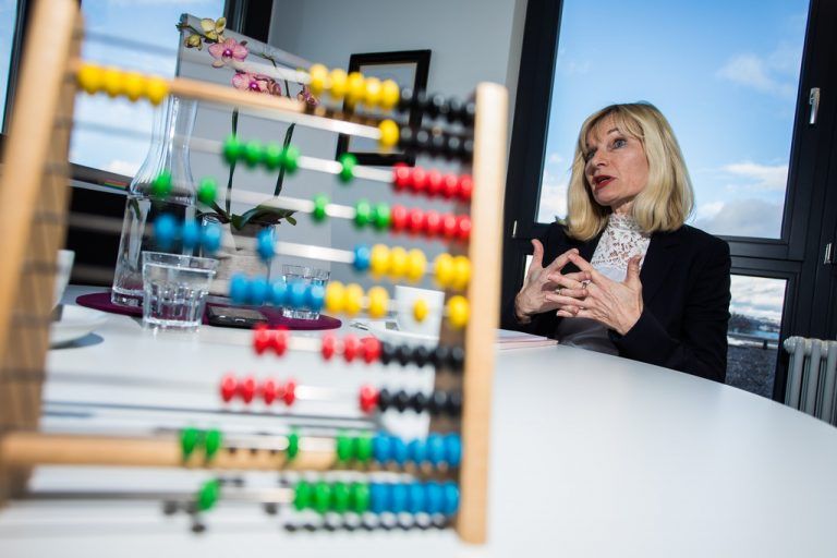 Eggler-Bargehr ist überzeugt: „Es ist eine Illusion, zu glauben, dass Frauen im Job total glücklich sind und in irgendetwas aufgehen.“ VN/Steurer