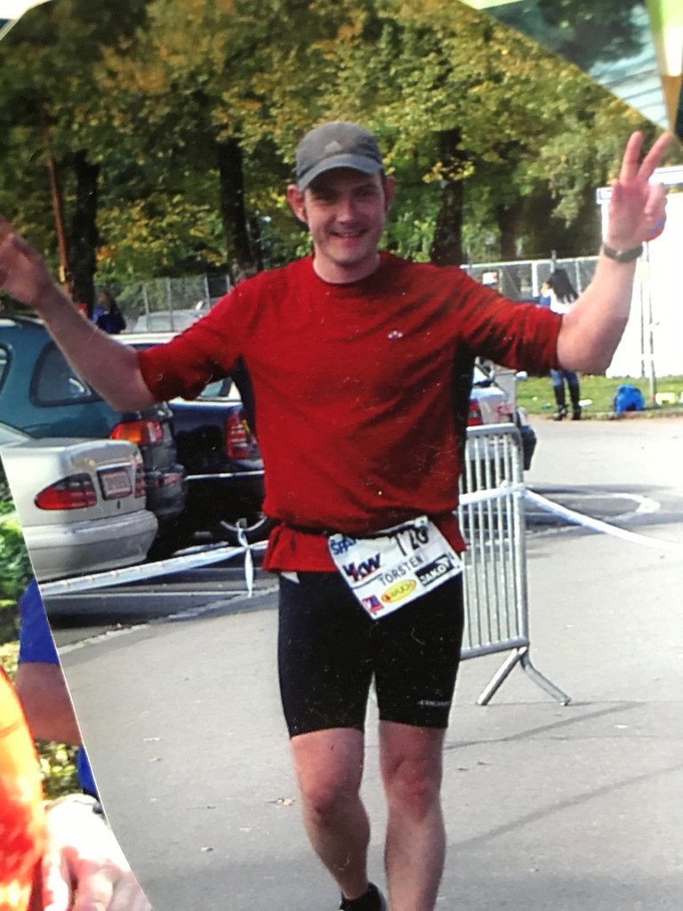 Ein Bild mit Erinnerungspotenzial: Torsten Weismann bei seinem ersten Marathon in Bregenz.Privat