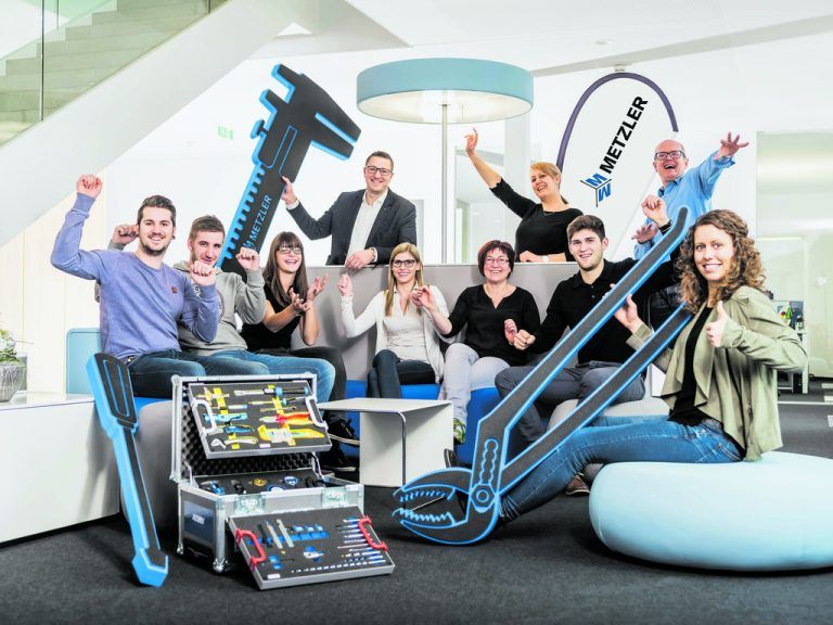 Ein Team, das weiß, wo der Hammer hängt. Metzler GmbH & Co KG will als Profi-Partner für die Fertigung der erste Ansprechpartner für Unternehmen mit Produktion sein. Ein 60-köpfiges Team kümmert sich dabei um die beste Lösung.Aus- und Weiterbildung wird großgeschrieben.