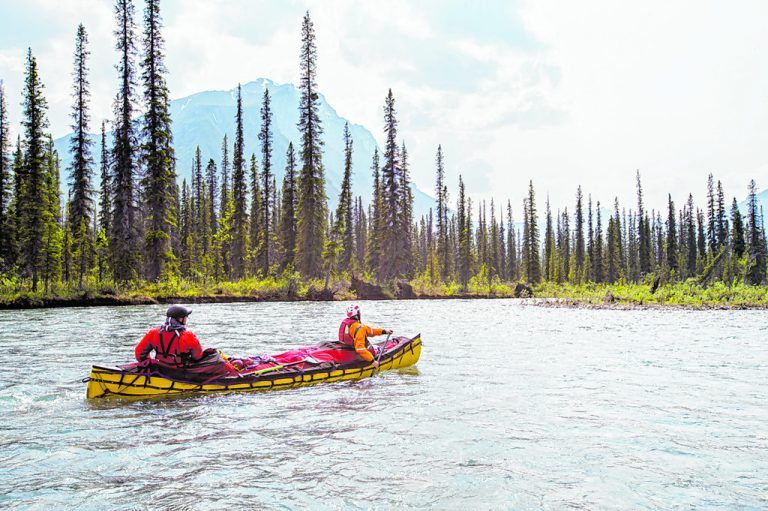 Eine Tour auf dem Yukon River ist für Abenteurer genau das Richtige.