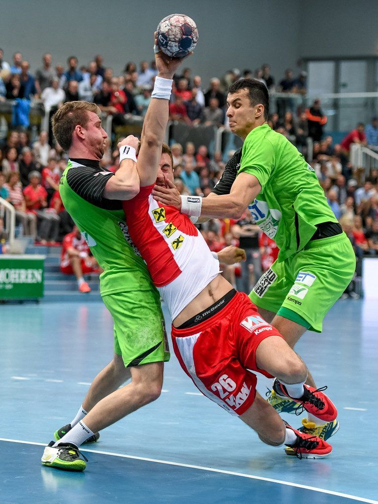 Energischer Einsatz von Hard-Kreisläufer Lukas Herburger