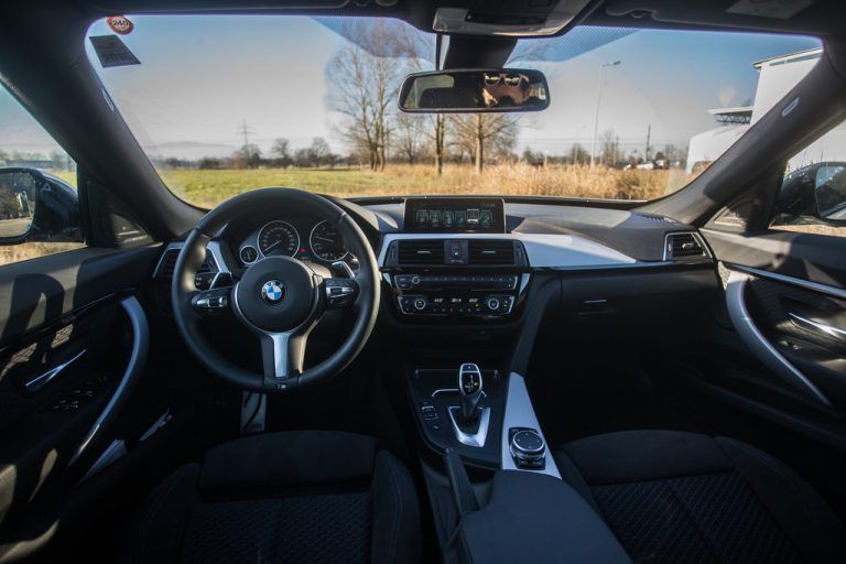 Ergonomie ist Trumpf im hochwertigen Cockpit.