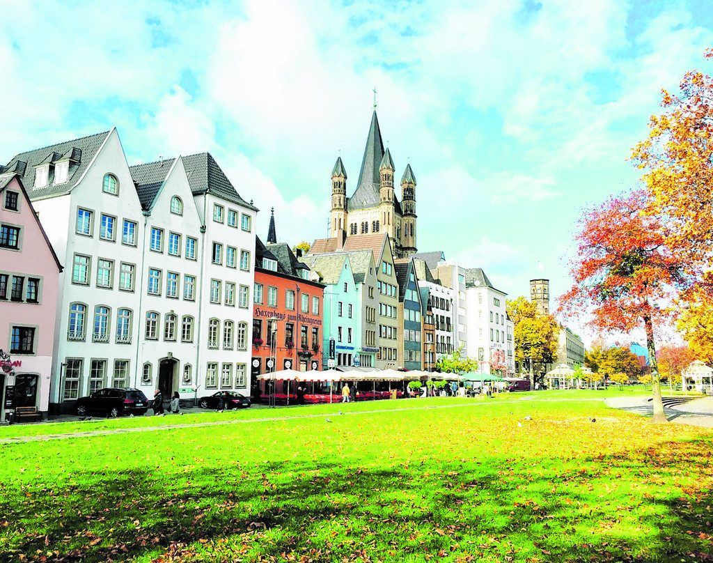Zum Shoppen mal schnell nach Köln