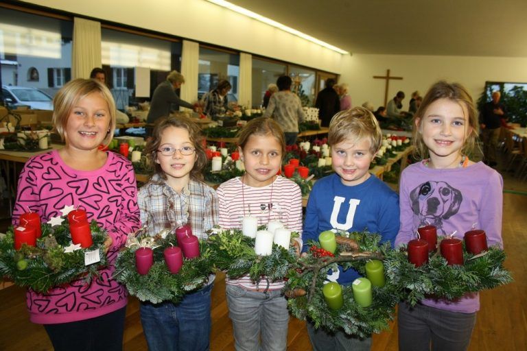 Missionskreis lädt zur Adventkranzwoche ein