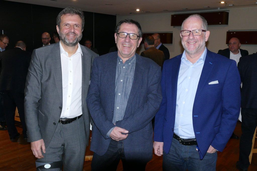 Wie People’s stärkere Flügel bekam