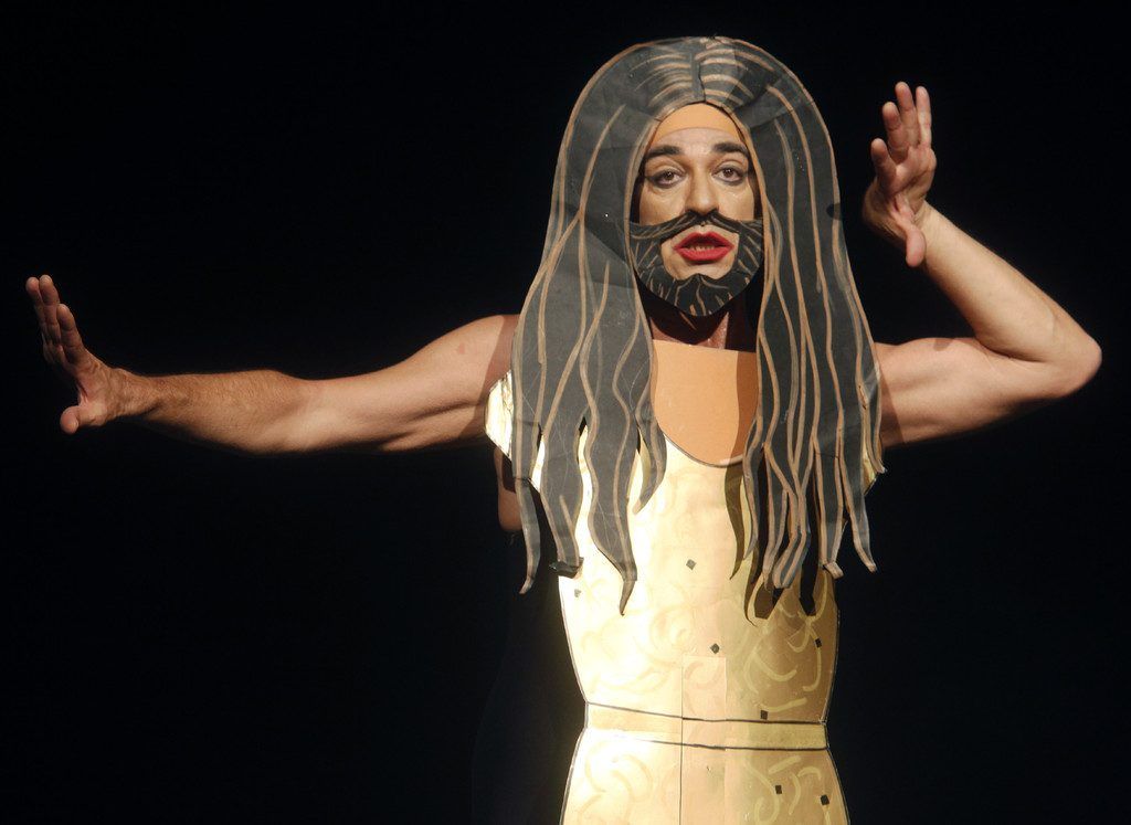 Papier- und Maskentheater aus Italien