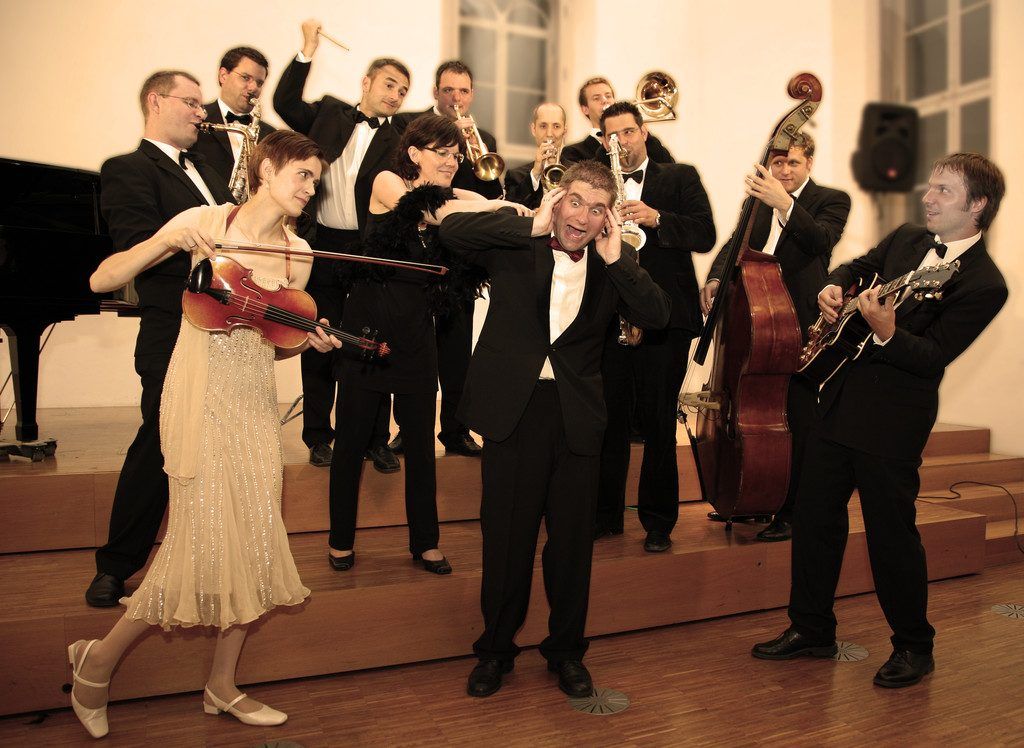 Schlager und Evergreens im Pfarrsaal