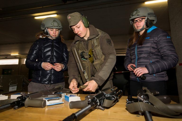 Ein Schnuppertag an der Waffe