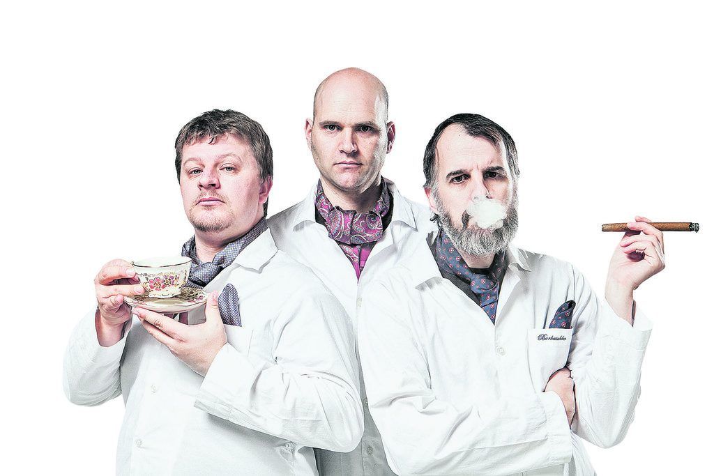 Am Samstag um 20.15 Uhr sind &#8220;Die drei Friseure&#8221; mit &#8220;Hut ab&#8221; im Theater am Saumarkt zu Gast.