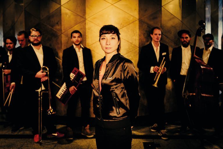 Fiva – Aussagestark mitten ins Gesicht