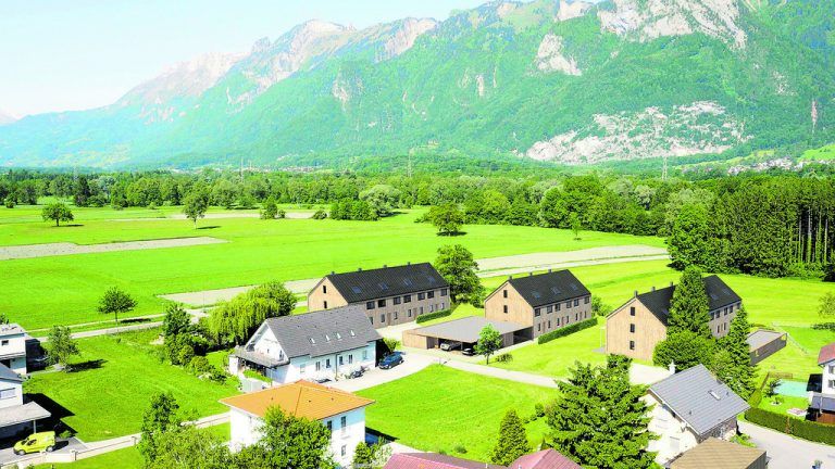 Spatenstich für Reihenhausanlage
