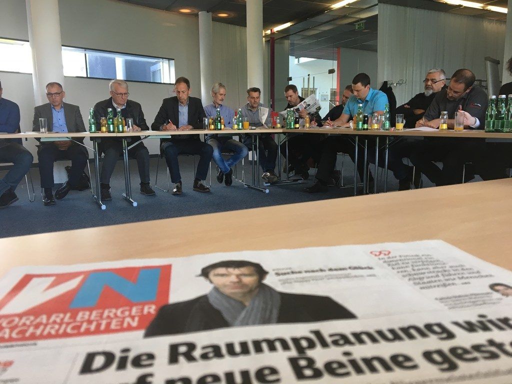 Der erste Blick von außen