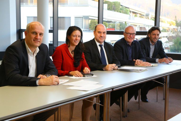 „Gascht“-Wegbereiter: Andreas Kappaurer, Nicole Okhowat-Lehner, Klaus Mähr, Elmar Herburger und Harald Furtner. Foto: VN/Hofmeister