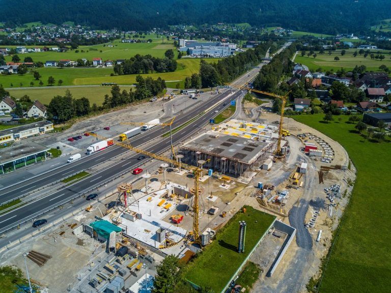 Gegen den Bau der Raststation Hörbranz formierten sich jahrelang Proteste von Anrainern.Fotos: VN/Paulitsch