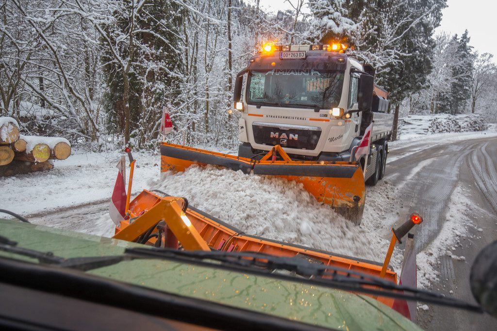 In Dornbirn konnten es die Schneeräumer kaum erwarten, endlich auszurücken.
