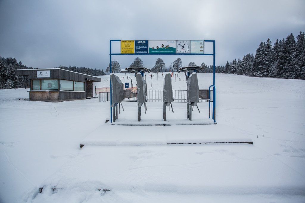 Weitere Schneefälle sollten nun die Situation in den Skigebieten deutlich verbessern.