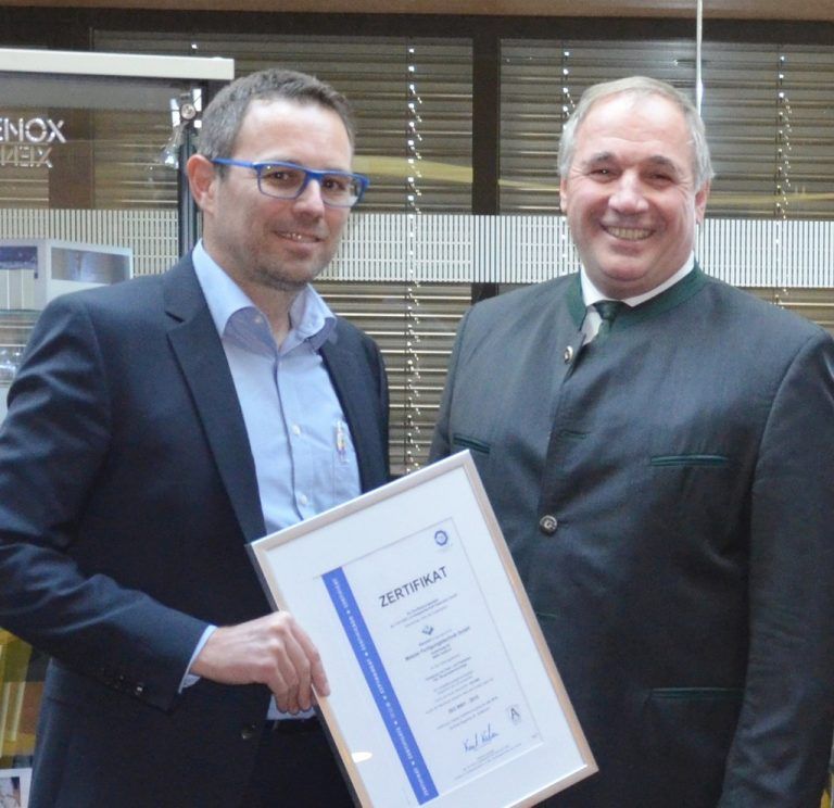 Günther Kometer (TÜV-Süd, l.) und Reinhard Metzler.