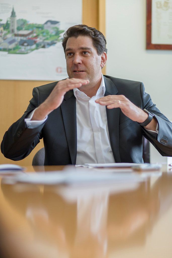 Neues Gemeindegesetz und leere Rathauskassen: Verbandspräsident bezieht Stellung.