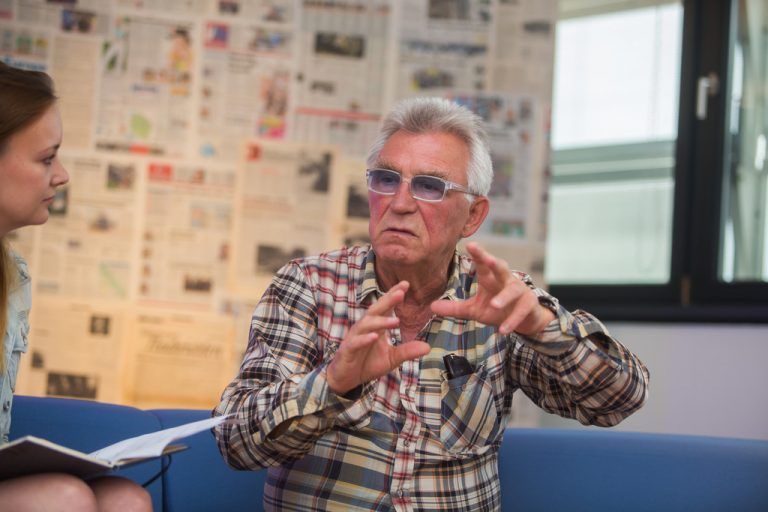 Heinz Marecek war in der VN-Redaktion zu Gast und berichtete über sein neues Projekt. Foto: VN/Steurer