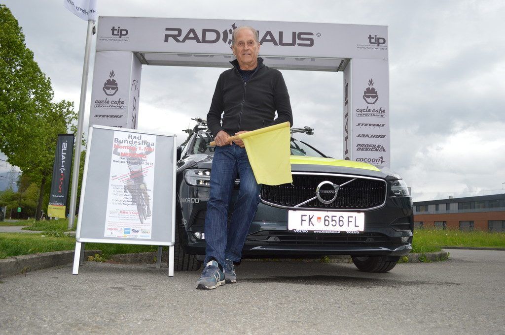 Chauffeur im Radzirkus