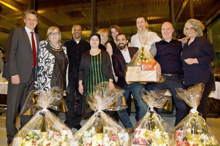 Heron  Anlässlich der Jahresabschlussfeier bei der Dornbirner Heron Gruppe konnten Inhaber und Geschäftsführer Christian Beer und Bettina Beer acht Mitarbeiter für ihre langjährigen Dienste ehren. „120 Jahre Betriebszugehörigkeit zeigt, dass sich unsere Mitarbeiter wohlfühlen und wir als Arbeitgeber am richtigen Weg sind“, so Christian Beer.